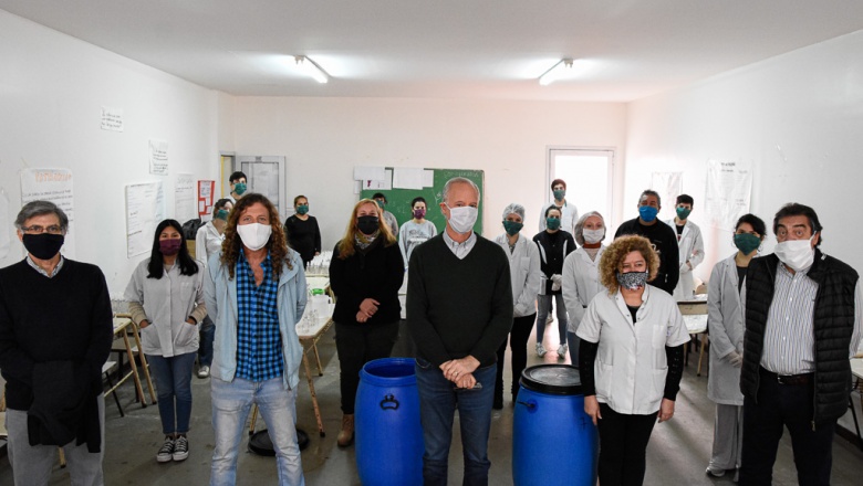 El ministro de salud bonaerense visitó el laboratorio de ATE