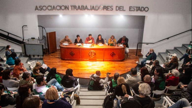 Encuentro del área estratégica de educación