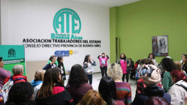 ATE bonaerense partió hacia el  33º Encuentro Nacional de Mujeres