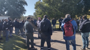 Trabajadores de FANAZUL en alerta por la paralización de la fábrica