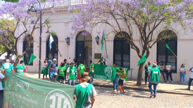 Areco: Municipales reclaman mejora salarial