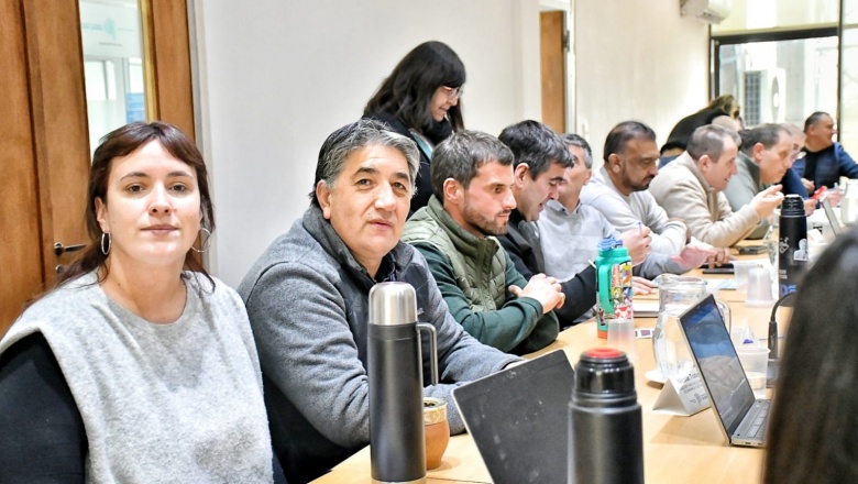 Paritarias: Gremios y autoridades de gobierno retomaron las negociaciones