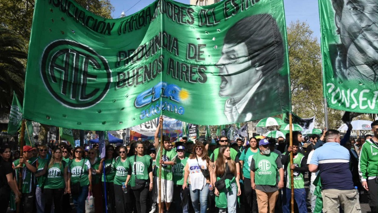 ATE protagonizó la masiva movilización en rechazo a los vetos de las leyes de Financiamiento Universitario y de Emergencia Pediátrica