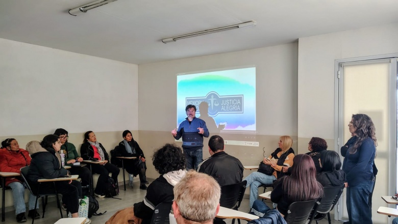 Charla sobre la participación civil en la última dictadura