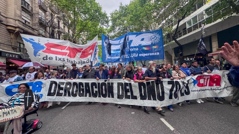 ATE movilizó por la universidad pública, la soberanía y contra el DNU 70/23