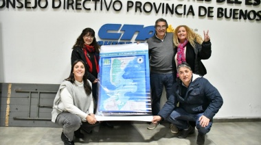 Soberanía: Entrega del mapa bicontinental a Hugo Godoy