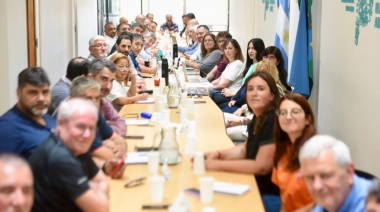 Paritaria: Estatales acordaron una suba del 8%