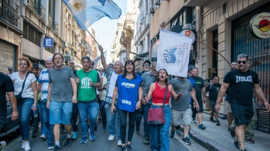 ATE bonaerense movilizó en defensa de lxs jubiladxs y en rechazo al acuerdo con el FMI