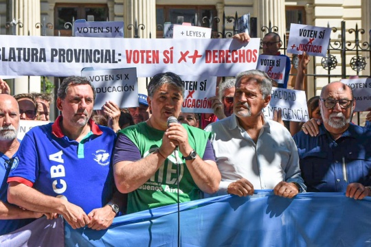 Legislatura: Estatales reclaman por las leyes que garanticen el funcionamiento del Estado provincial y que se fortalezca el salario